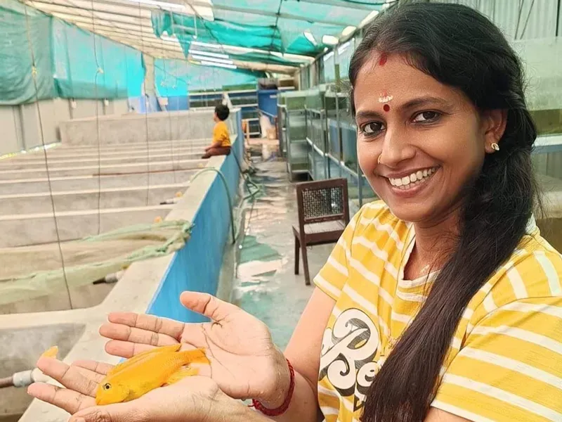 Housewife turns ornamental fish entrepreneur, earns Rs 50,000 monthly profit